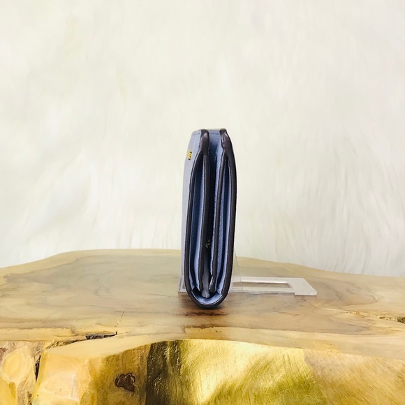 Michael Kors Jet Set Travel Slim Bifold Wallet - Picture 3 of 8